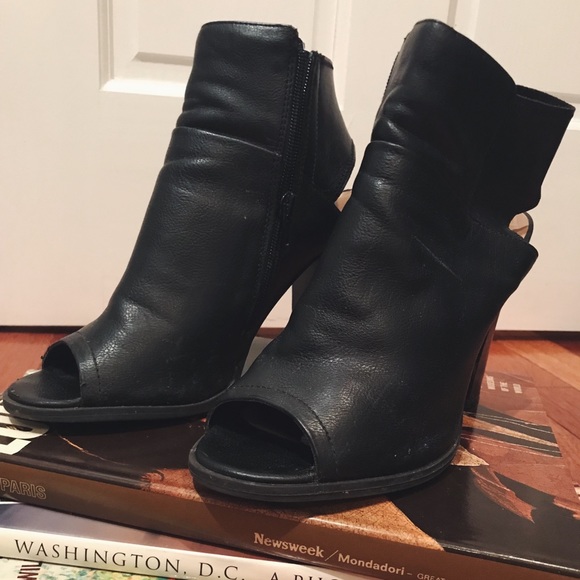 Peep toe black booties - Picture 2 of 2
